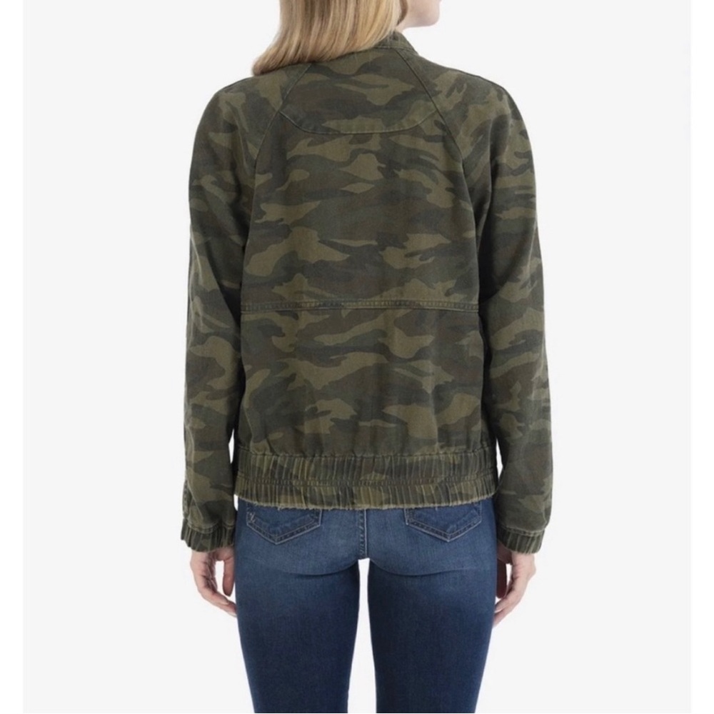 KUT from the KLOTH Jeans Women’s Camo Bomber Jean Denim Jacket Size X-Small NWT - Picture 4 of 8